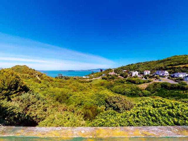 House for rent in Days Bay, Wellington