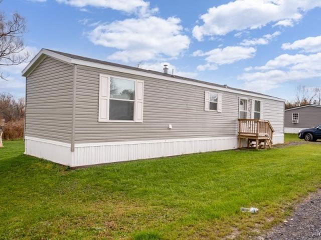 House for sale in Oneida, New York
