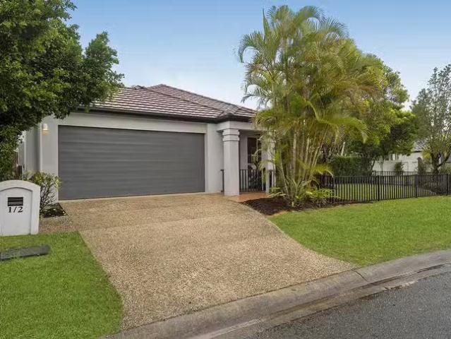 Apartment for rent in Ashmore City