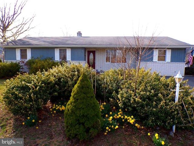 House for sale in Ridgeley, West Virginia