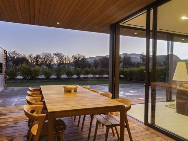 House for sale in Otakou