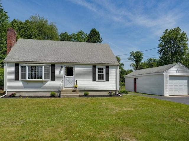 House for sale in Medway, Massachusetts