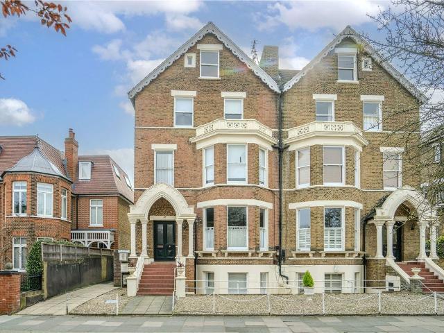 Apartment for rent in Kew, Greater London