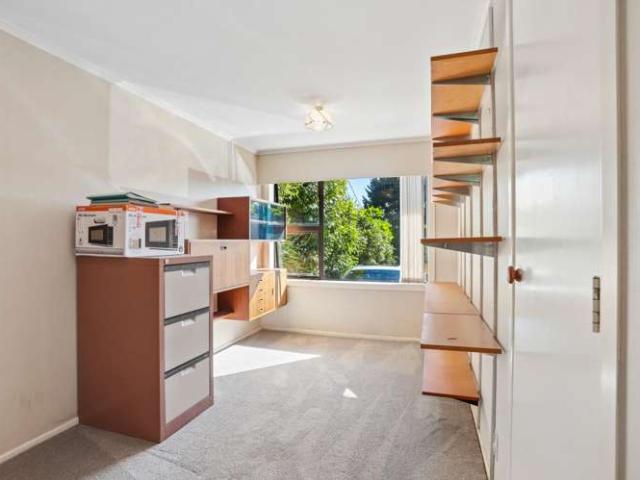 House for sale in Oratia