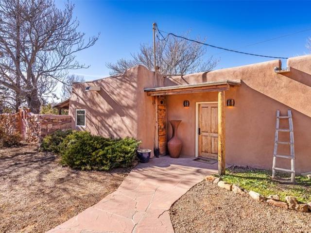 House for sale in New Mexico