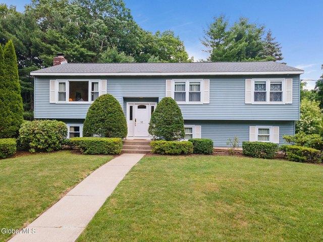 House for sale in Saratoga, New York