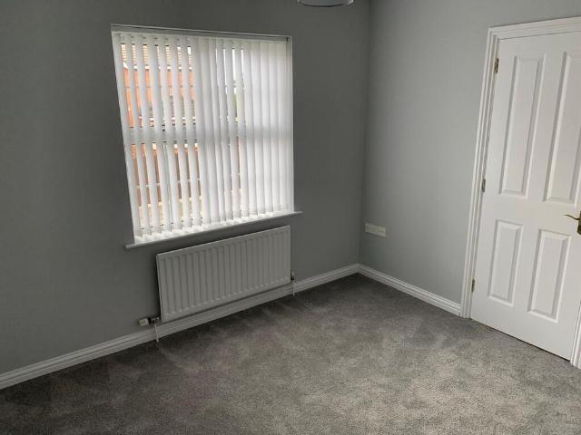 Townhouse for rent in Newtownards