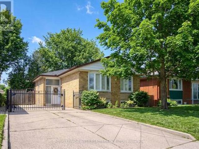 House for sale in Woburn, Ontario