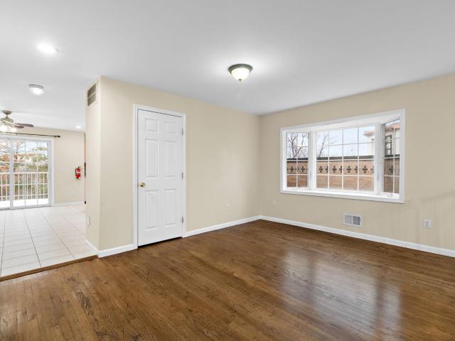 Condo for sale in Hudson, New Jersey