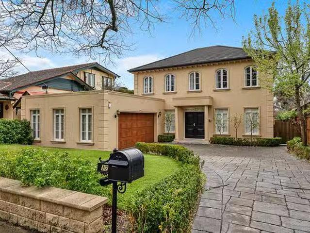 House for rent in Mont Albert