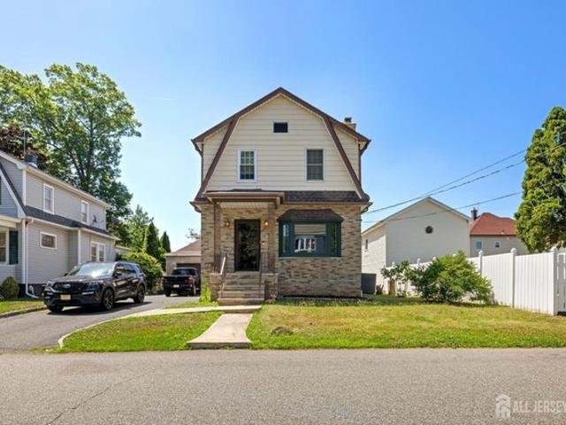 House for sale in Avenel, New Jersey