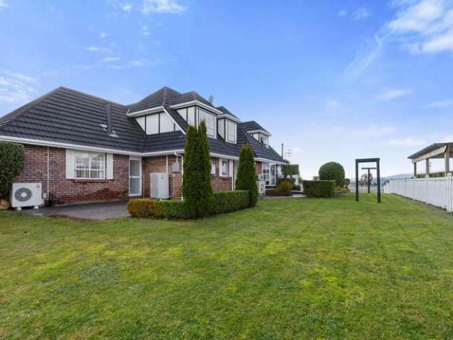 House for sale in Days Bay, Wellington