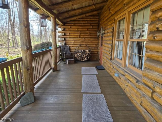 House for sale in Delaware, New Jersey