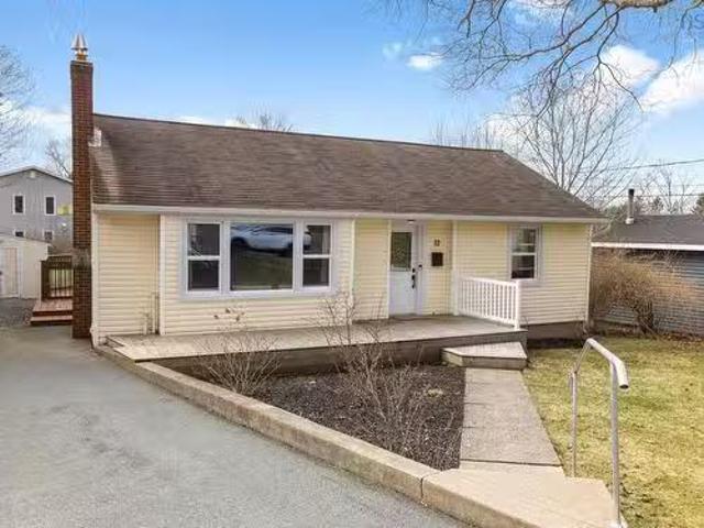 House for sale in Dartmouth, Nova Scotia