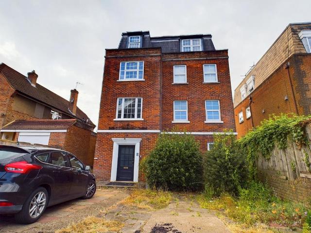 Apartment for rent in Harrow On The Hill, Greater London