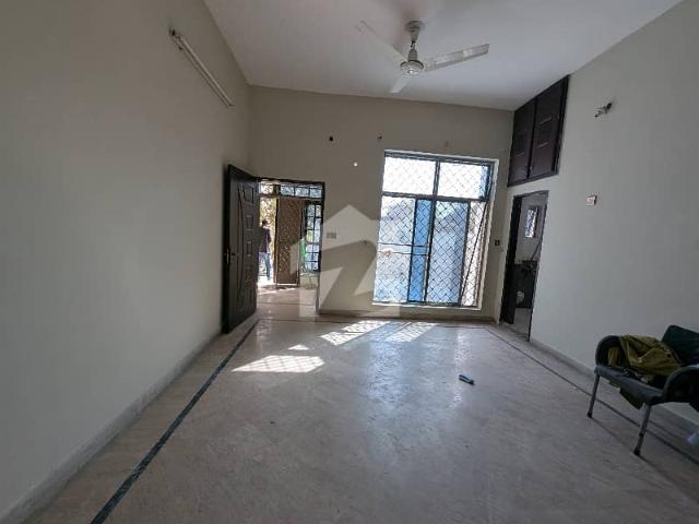 Property for rent in لاہور, لاہور ڈویژن