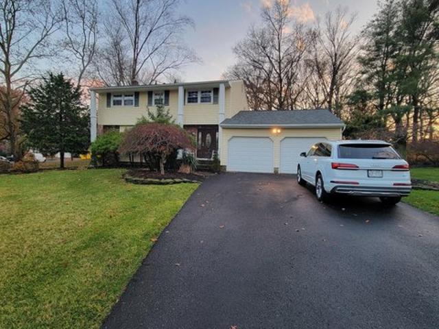 House for sale in East Brunswick, New Jersey