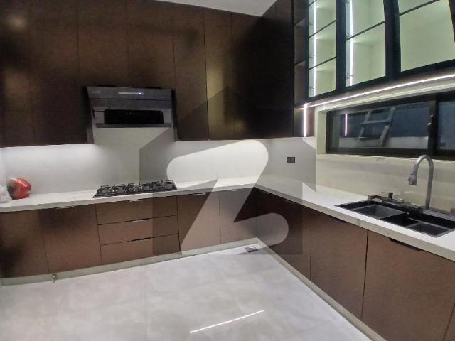 House for sale in Faisalabad, Islamabad Capital Territory