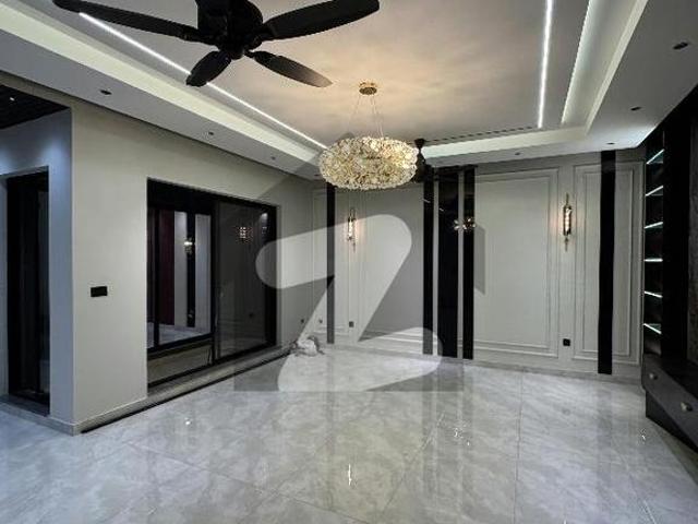 House for sale in Faisalabad, Islamabad Capital Territory