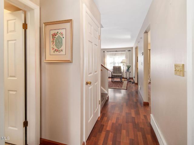 Townhouse for sale in Elm Estates, Town of Bethlehem
