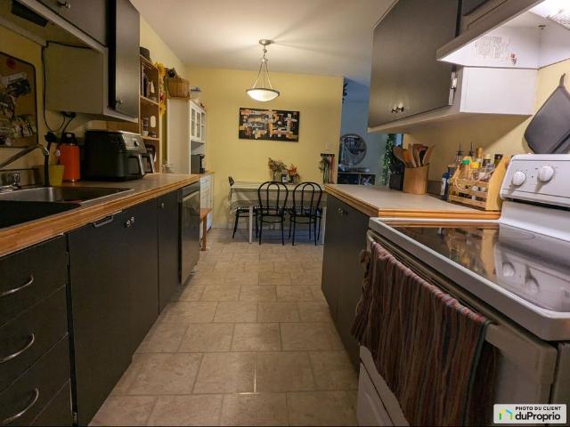 Apartment for rent in La Haute-Saint-Charles, Québec