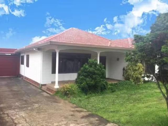 House for rent in Guildford
