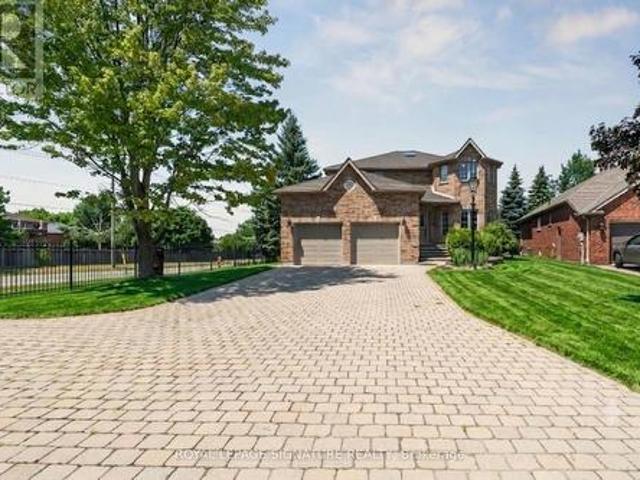 House for sale in Barrie, Ontario