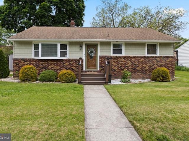 House for sale in Wrightstown, New Jersey