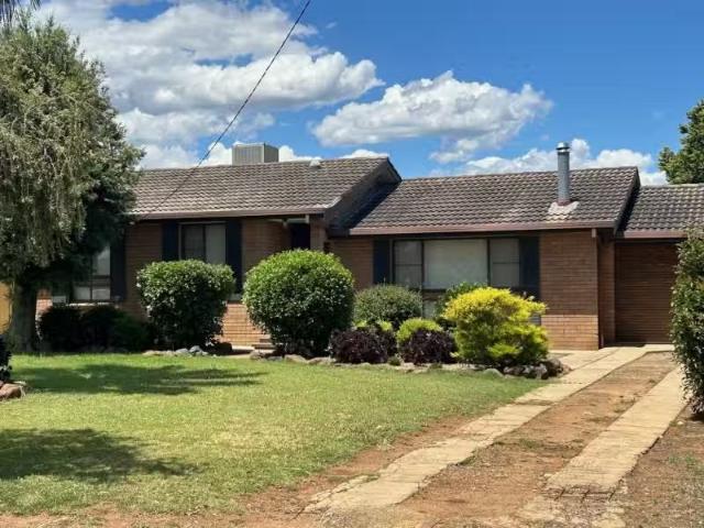 House for rent in Manilla, New South Wales