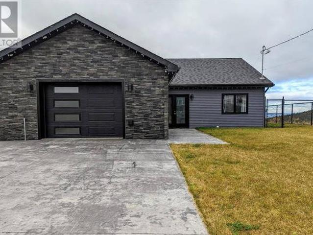 House for sale in Corner Brook, Newfoundland And Labrador
