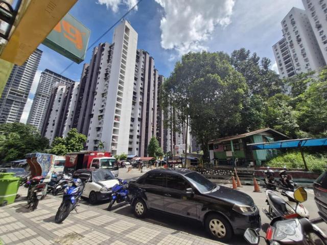 Apartment for sale in Country Heights Damansara, Kuala Lumpur