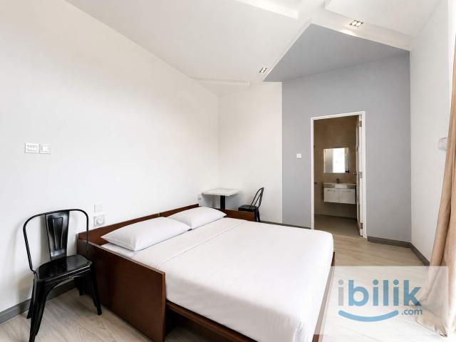 Room for rent in PJU 6, Petaling Jaya