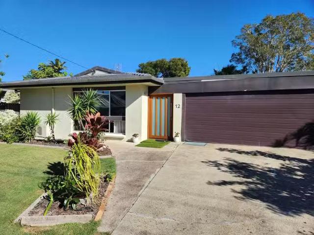 House for rent in Golden Beach