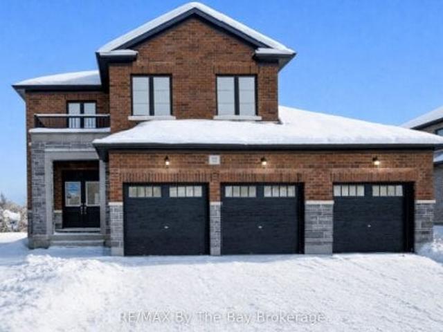 House for sale in Wasaga Beach, Ontario