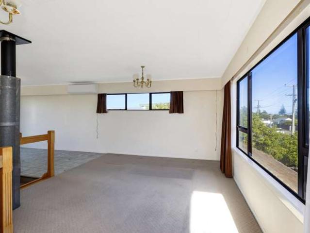 House for sale in Otaki Beach, Wellington