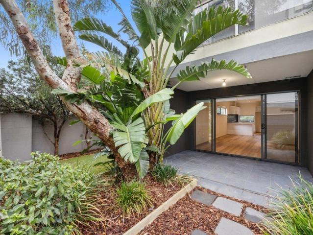 Townhouse for sale in Camerons Creek, Victoria