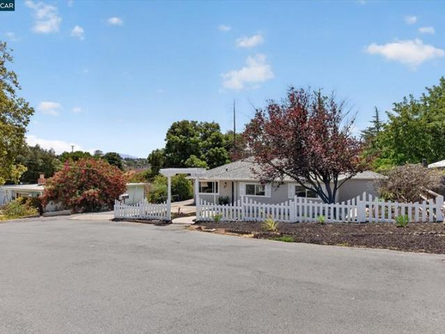 House for sale in Martinez, California