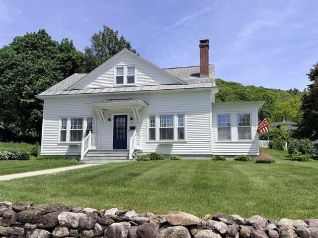 House for sale in Bristol, Vermont