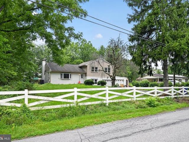 House for sale in Cumberland, Pennsylvania