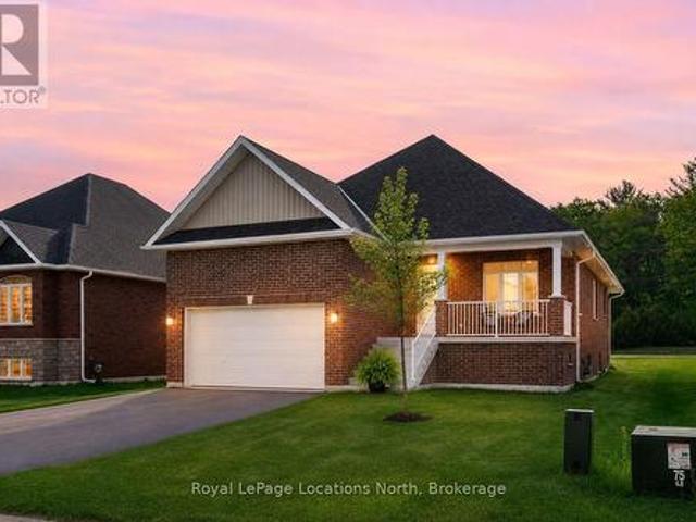 House for sale in Wasaga Beach, Ontario
