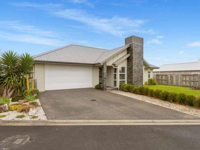 House for sale in Whakamarama, Bay Of Plenty