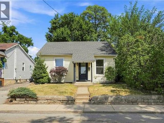House for sale in Ancaster, Ontario