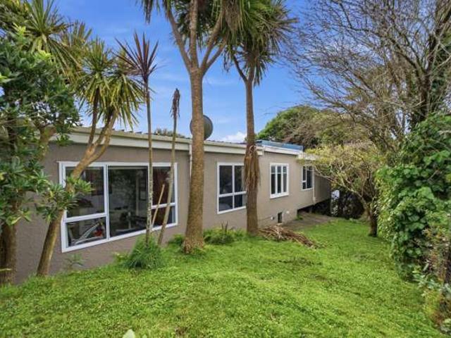 House for sale in Linden, Wellington