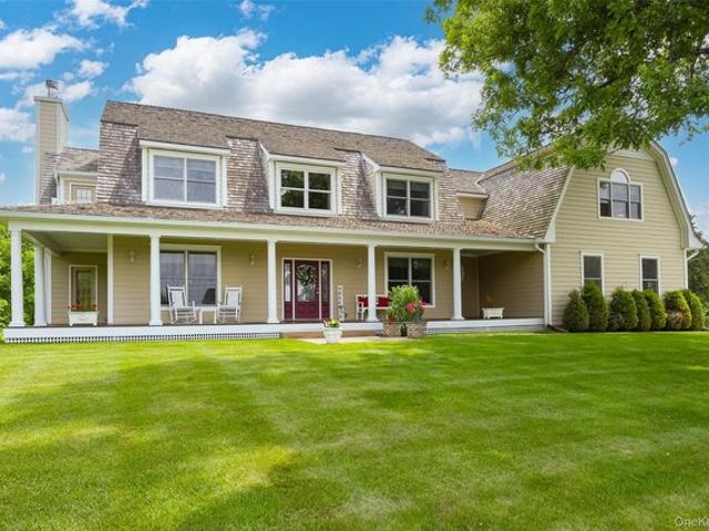 House for sale in Hyde Park, New York