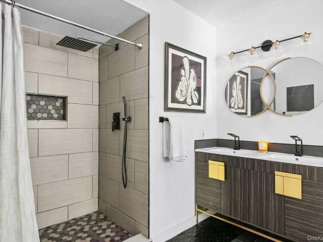 House for sale in Sagaponack, New York