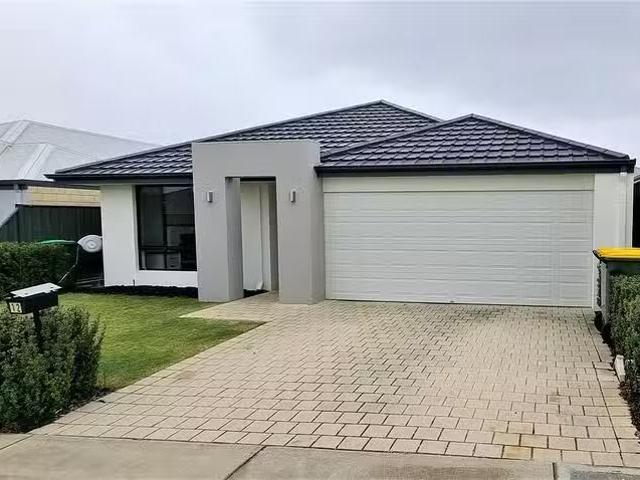 House for rent in Banksia Grove, Western Australia