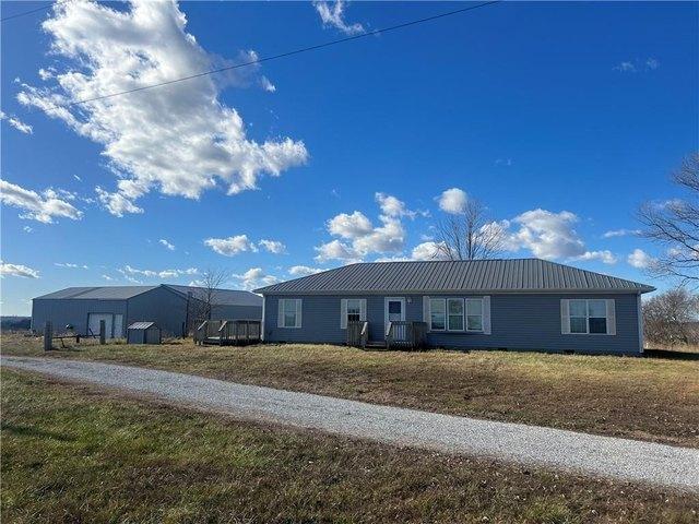 House for sale in Chilhowee, Missouri