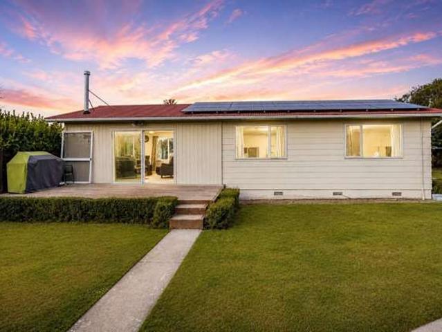 Property for sale in Charing Cross, Canterbury
