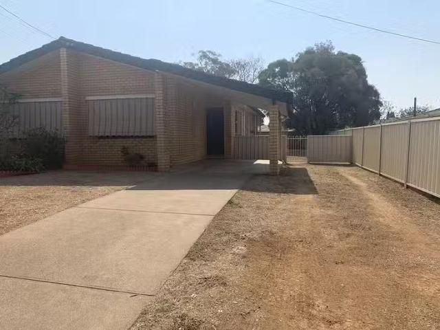 House for rent in Thornlie, Western Australia