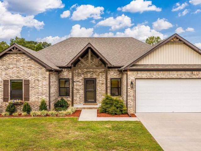 House for sale in Ark